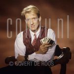 14-02-1989 Jan Leferink at studio in Amsterdam.

[keywords]Posed, Half Length, Eyecontact, Smiling[/keywords]